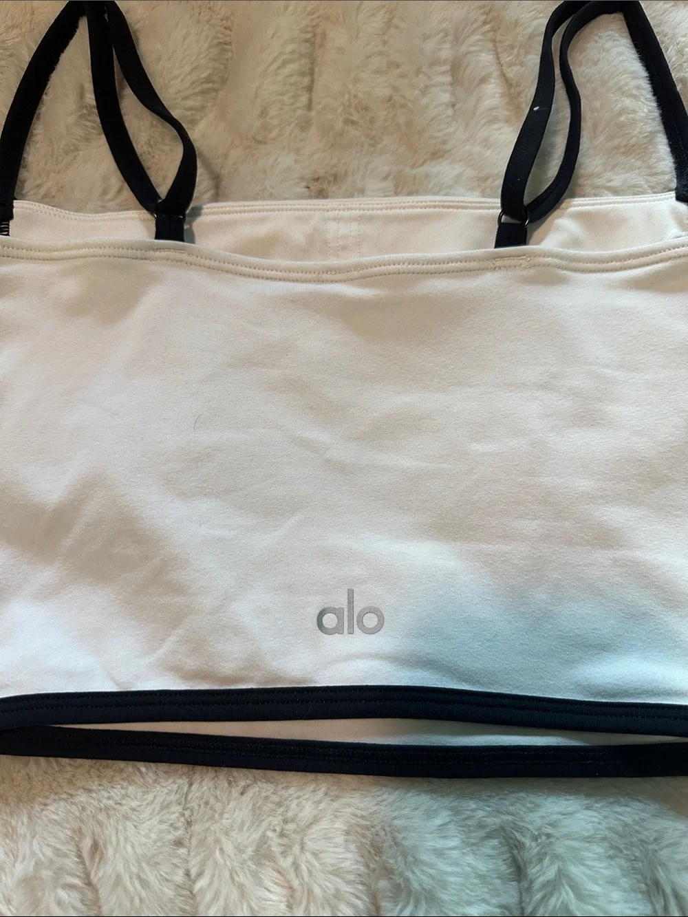 ALO Yoga Airbrush Streamlined Bra Tank Ivory with Black Contrast Trim Small